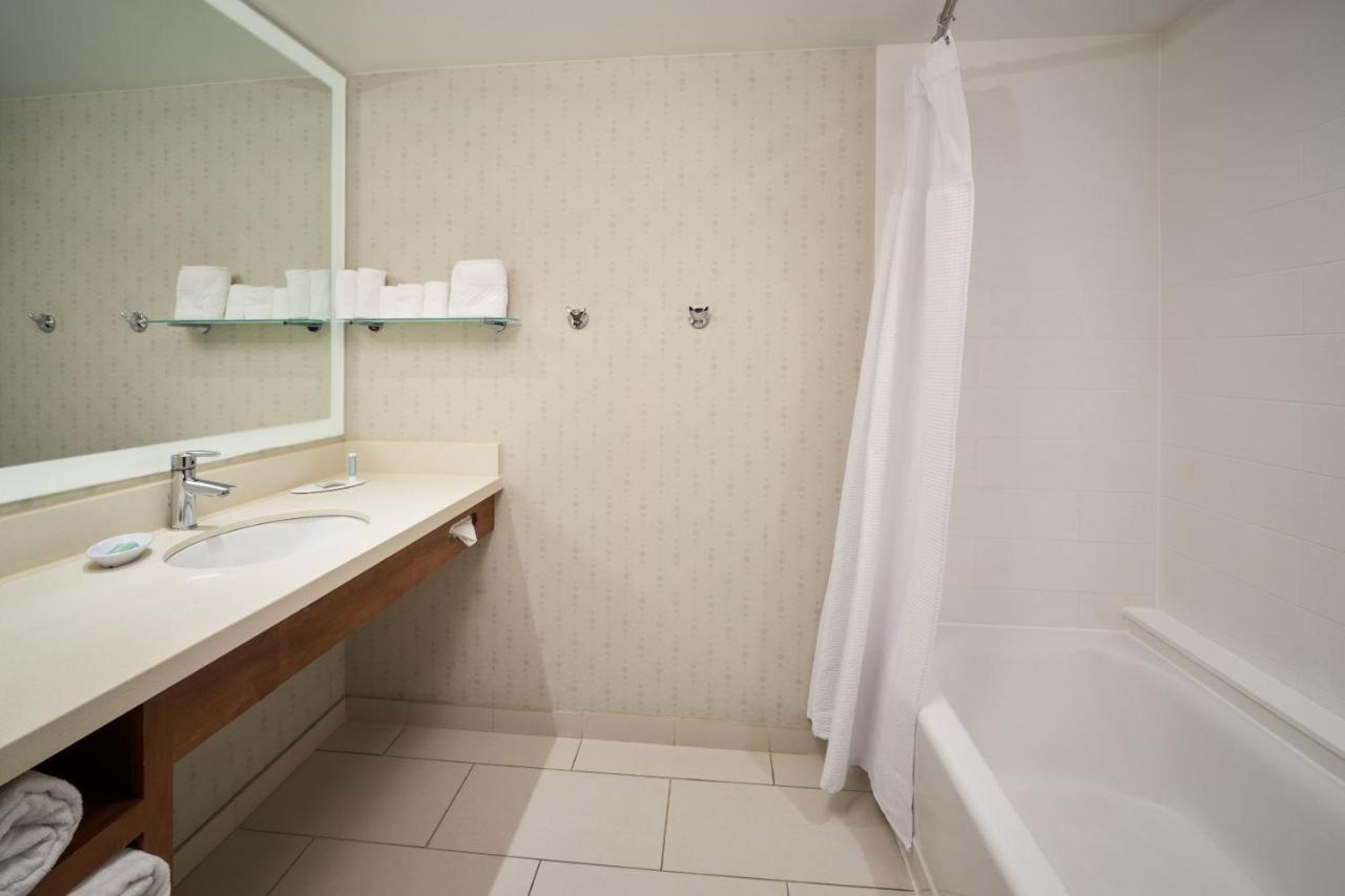 Springhill Suites By Marriott Philadelphia Airport / Ridley Park מראה חיצוני תמונה