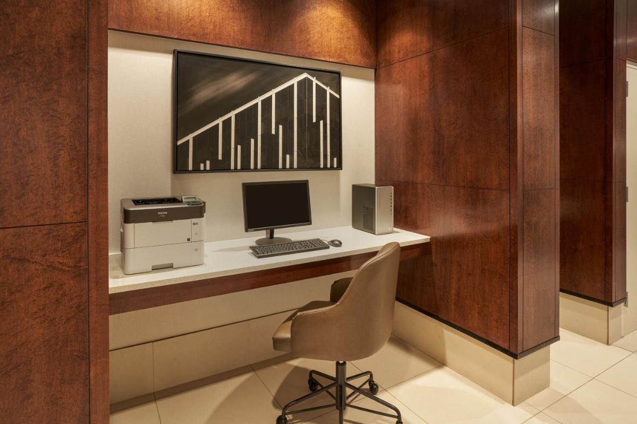 Springhill Suites By Marriott Philadelphia Airport / Ridley Park מראה חיצוני תמונה