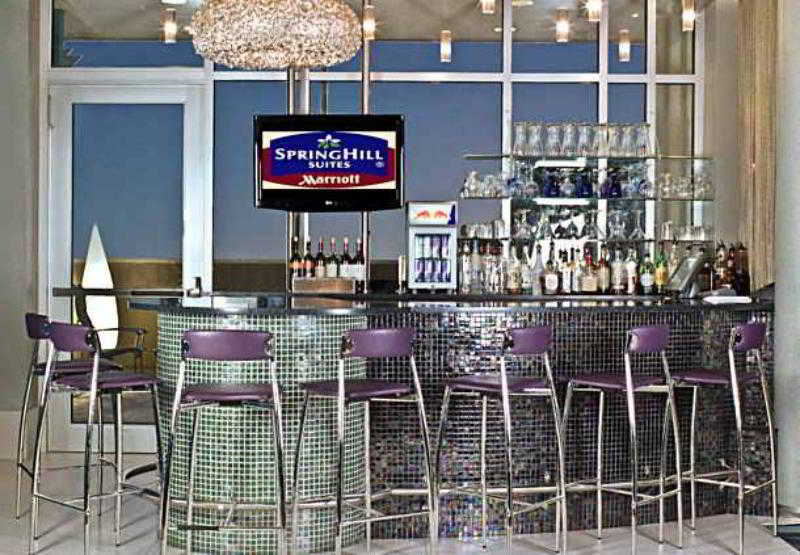 Springhill Suites By Marriott Philadelphia Airport / Ridley Park מסעדה תמונה
